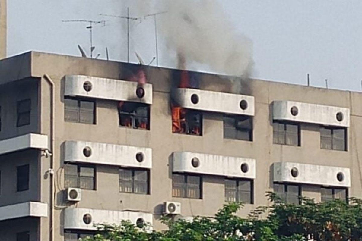 Workers Evacuate as Fire Erupts at Federal Secretariat in Abuja